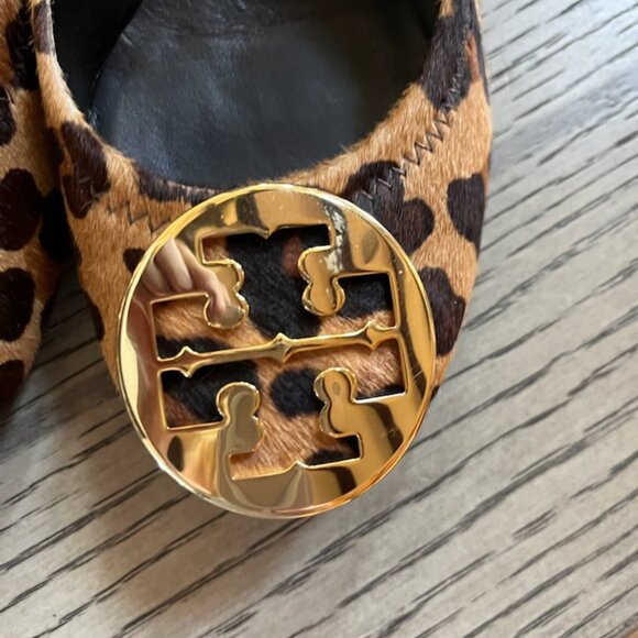 Tori Burch Leopard slides with heel, no scuffs or damage - Picture 2 of 3